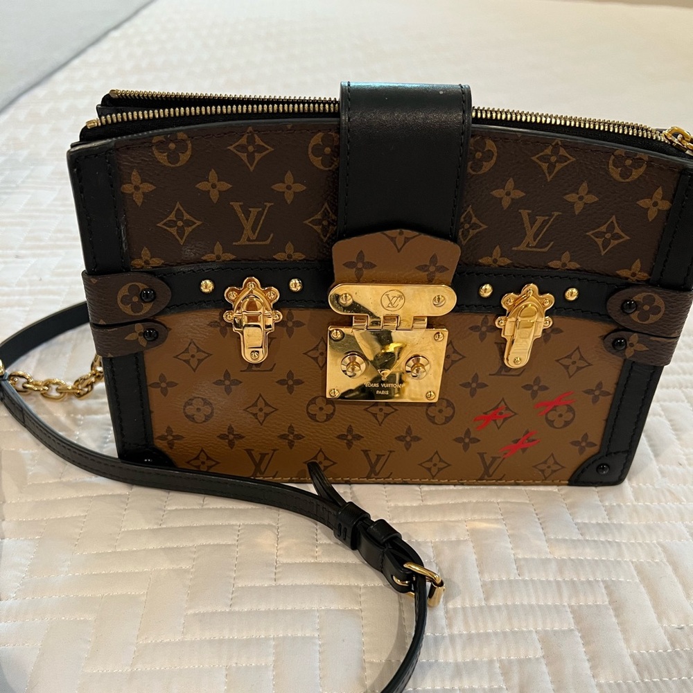 Louis Vuitton Petite Malle
